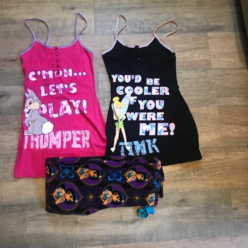 Disney pajama set size medium. Aladdin,thumper,tinkerbell,and joy